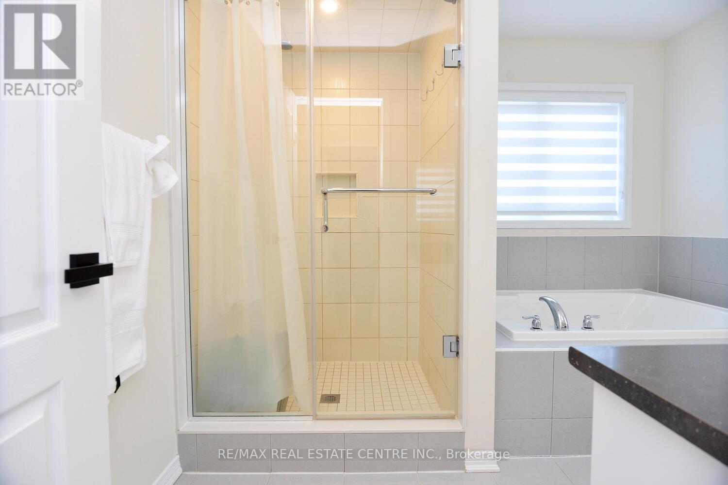 55 Magdalena Street, Hamilton, Ontario  L8J 0M3 - Photo 37 - X12971164