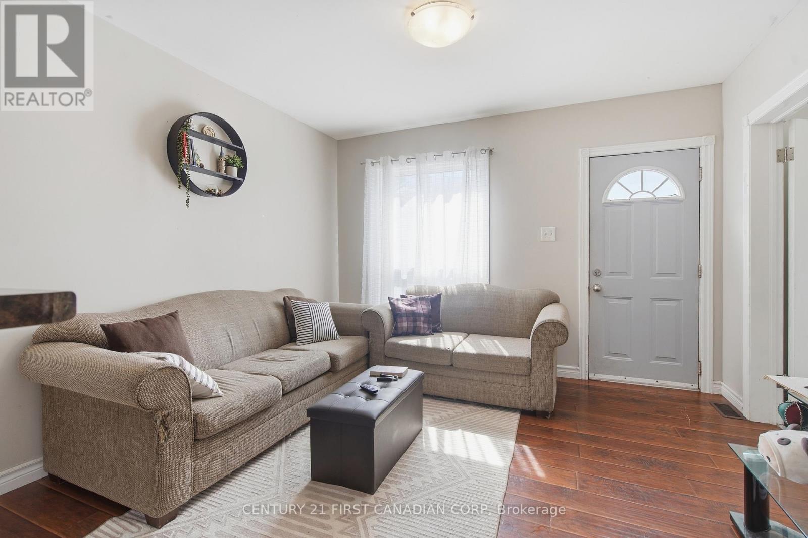 110 St Julien Street, London East (East M), Ontario  N5Z 2M7 - Photo 7 - X12961220