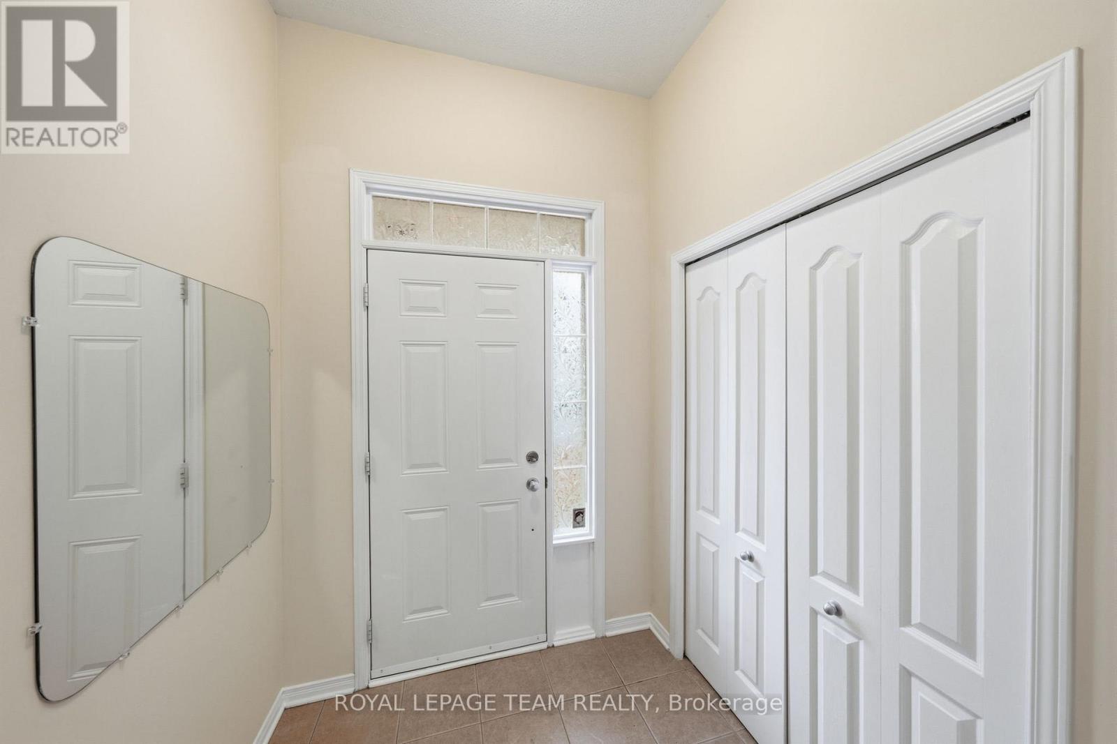 167 Hornchurch Lane, Ottawa, Ontario  K2J 0J9 - Photo 3 - X12916560