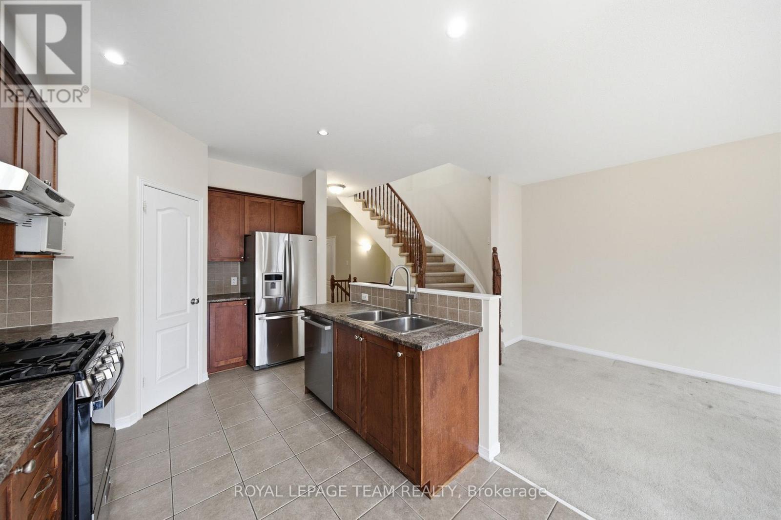 167 Hornchurch Lane, Ottawa, Ontario  K2J 0J9 - Photo 9 - X12916560