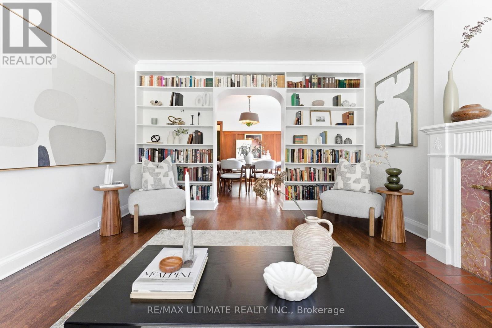 222 Chaplin Crescent, Toronto, Ontario  M5P 1B4 - Photo 4 - C12976256