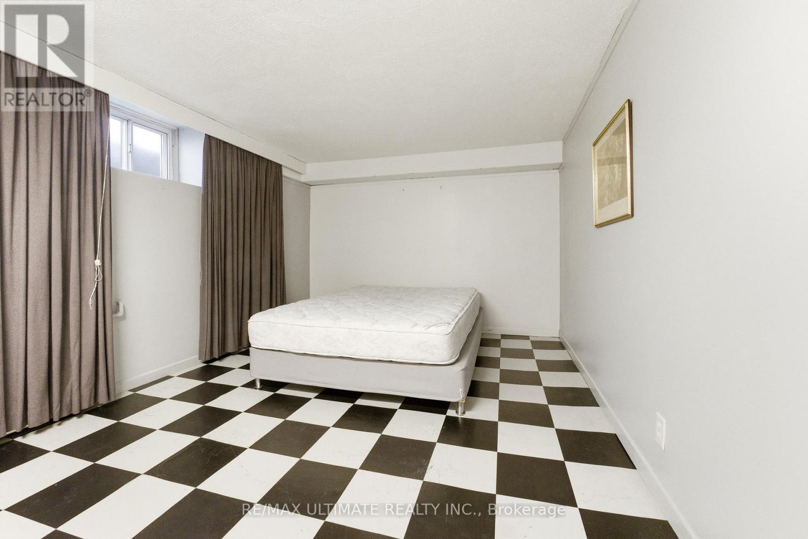 222 Chaplin Crescent, Toronto, Ontario  M5P 1B4 - Photo 26 - C12976256