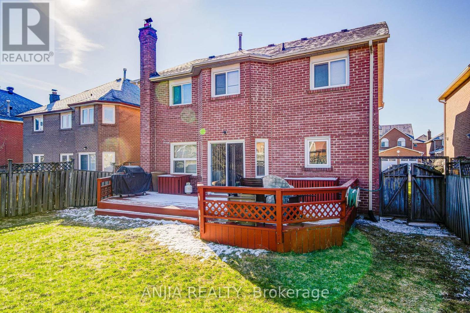 34 Baylawn Drive, Markham, Ontario  L3S 2R8 - Photo 48 - N12976310