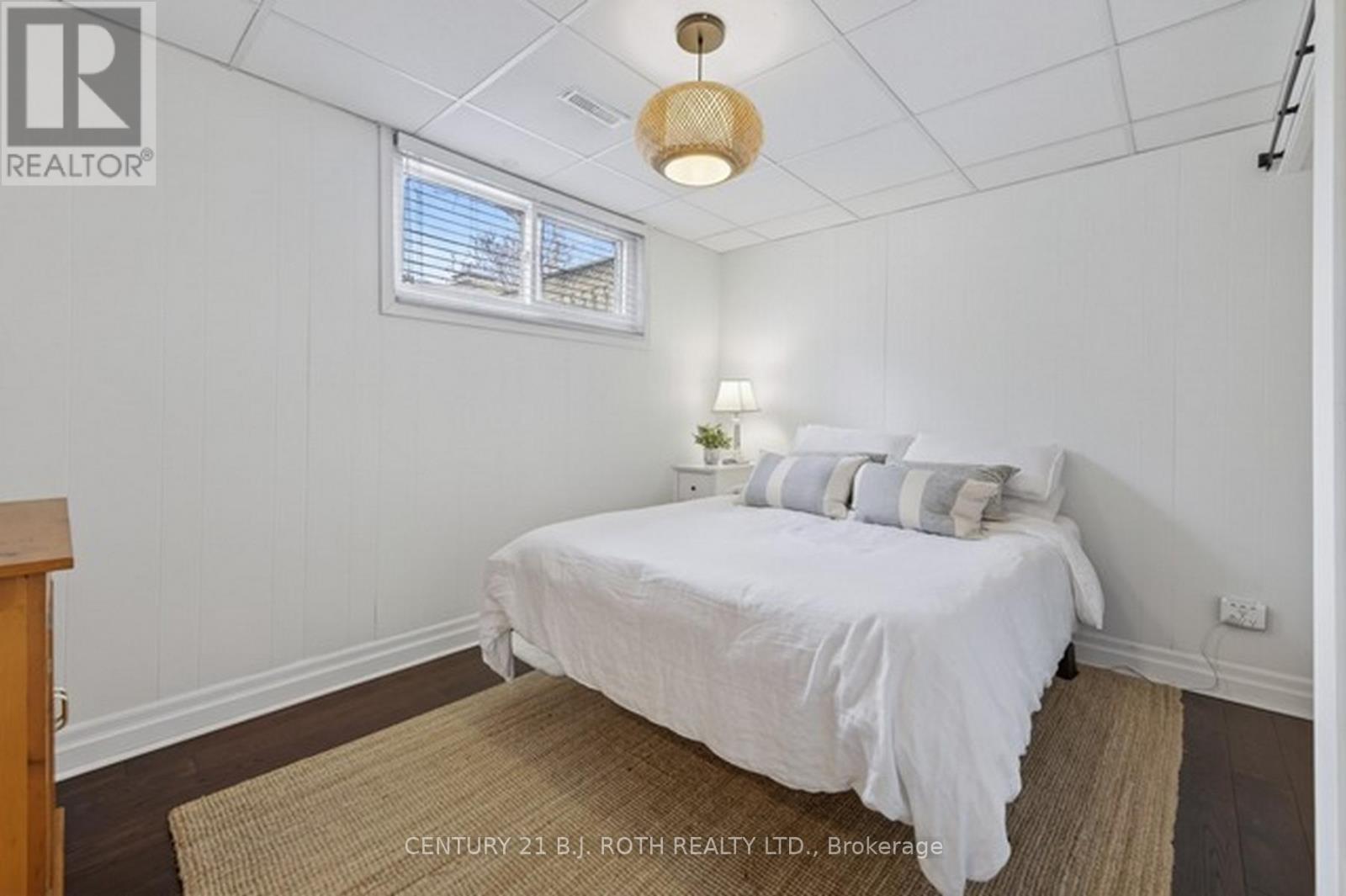 12 Tallforest Crescent, Toronto, Ontario  M9C 2X2 - Photo 22 - W12976390