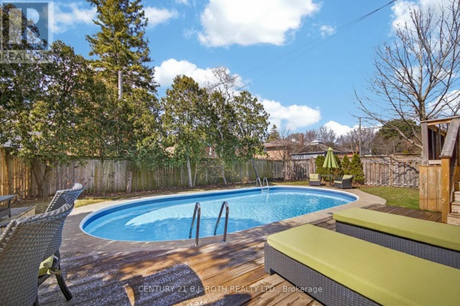 12 Tallforest Crescent, Toronto, Ontario  M9C 2X2 - Photo 26 - W12976390