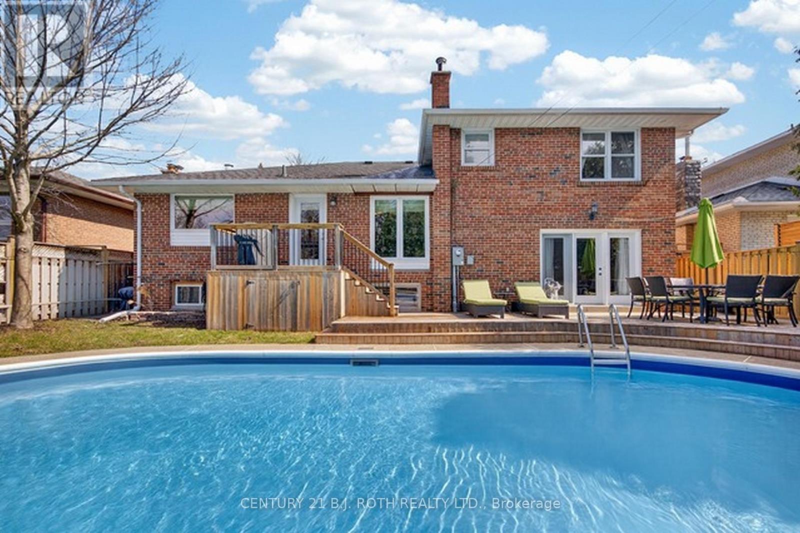 12 Tallforest Crescent, Toronto, Ontario  M9C 2X2 - Photo 27 - W12976390