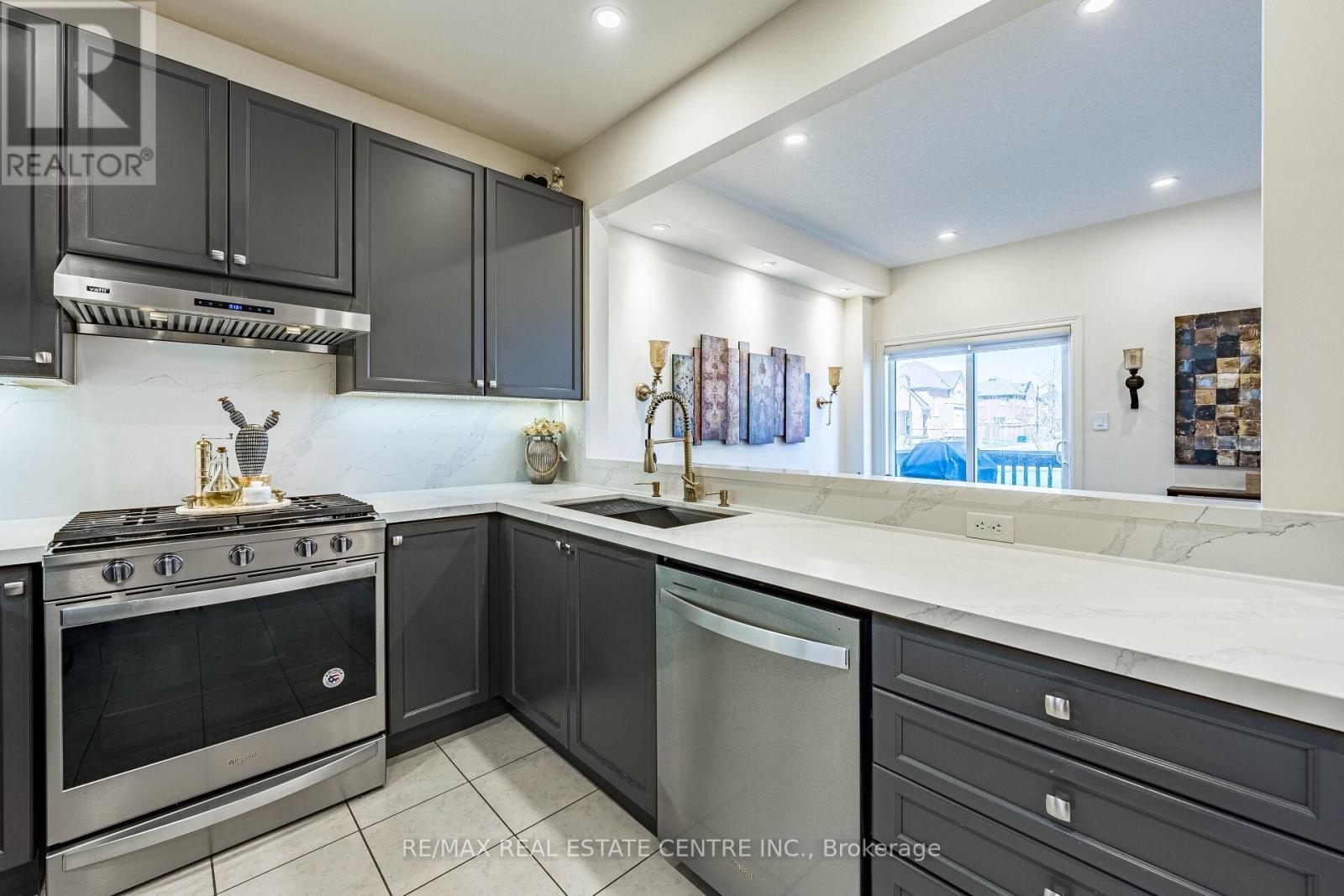 1067 Urell Way, Milton, Ontario  L9T 8V5 - Photo 18 - W12976518