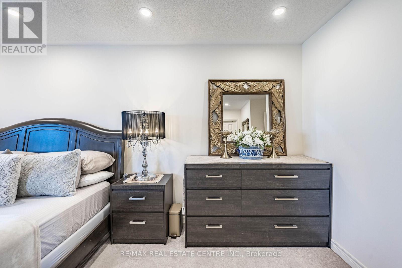 1067 Urell Way, Milton, Ontario  L9T 8V5 - Photo 28 - W12976518