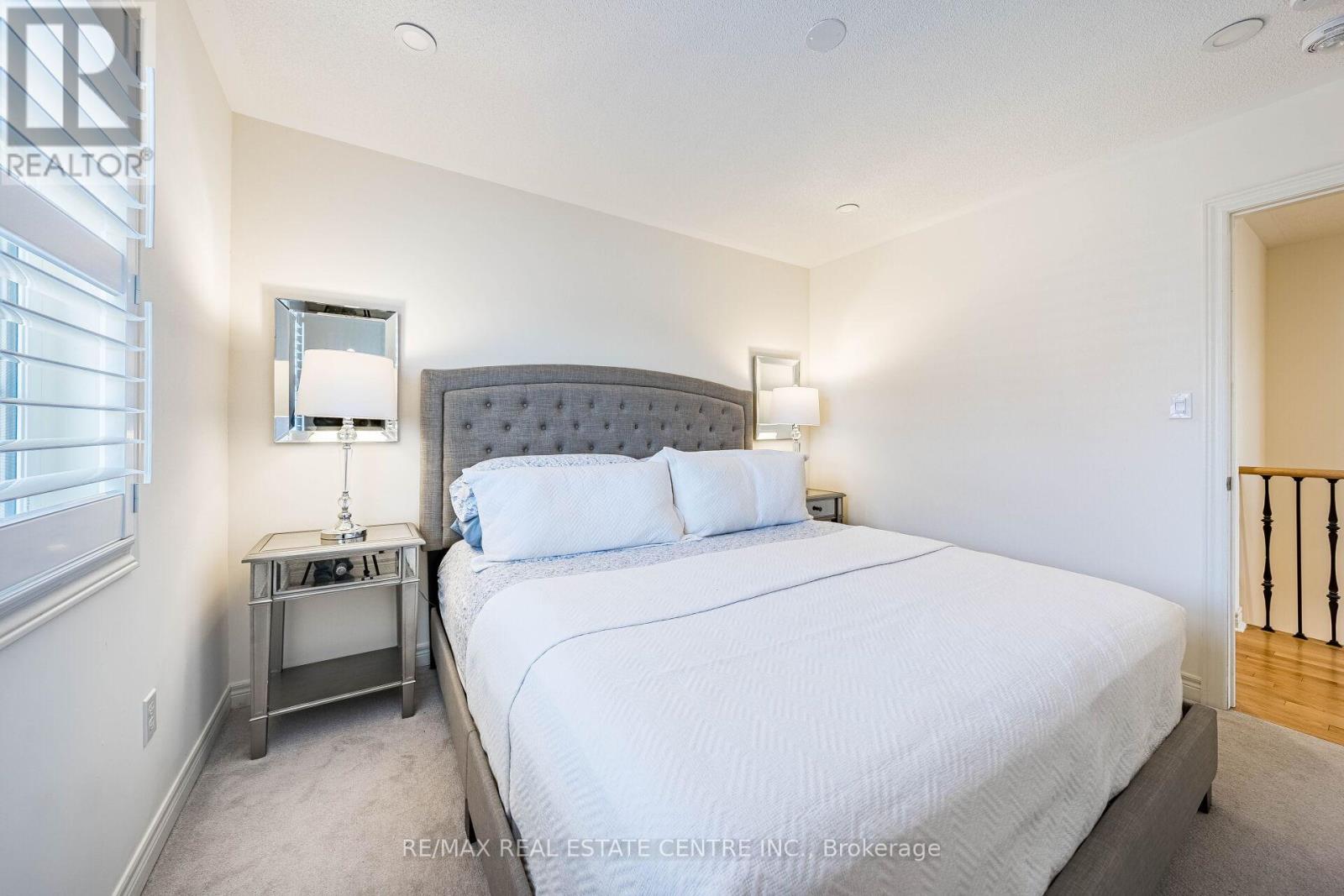 1067 Urell Way, Milton, Ontario  L9T 8V5 - Photo 32 - W12976518