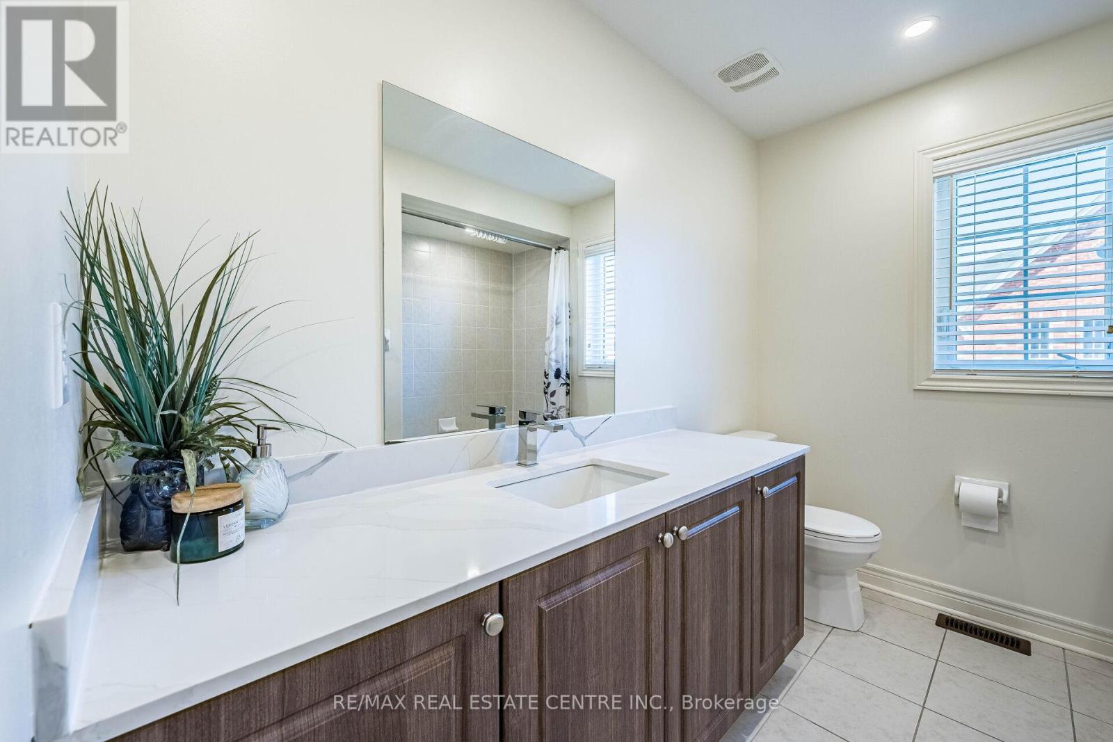 1067 Urell Way, Milton, Ontario  L9T 8V5 - Photo 38 - W12976518