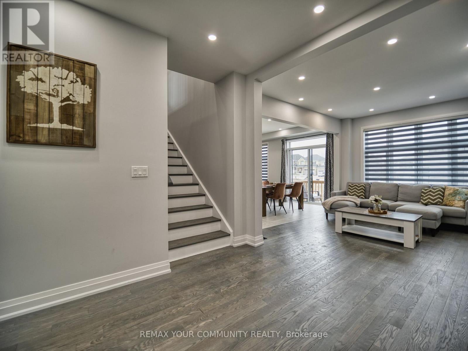 17 Sam Battaglia Crescent, Georgina, Ontario  L0E 1R0 - Photo 11 - N12976540