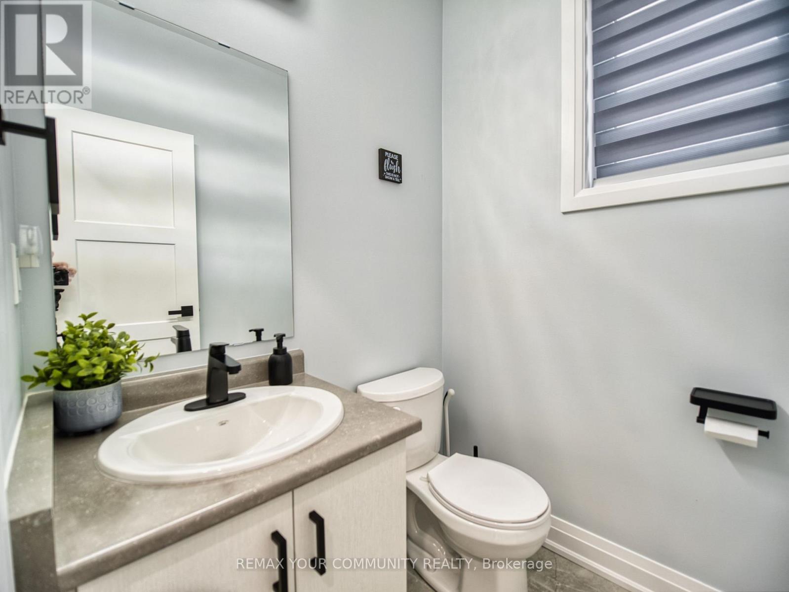 17 Sam Battaglia Crescent, Georgina, Ontario  L0E 1R0 - Photo 8 - N12976540