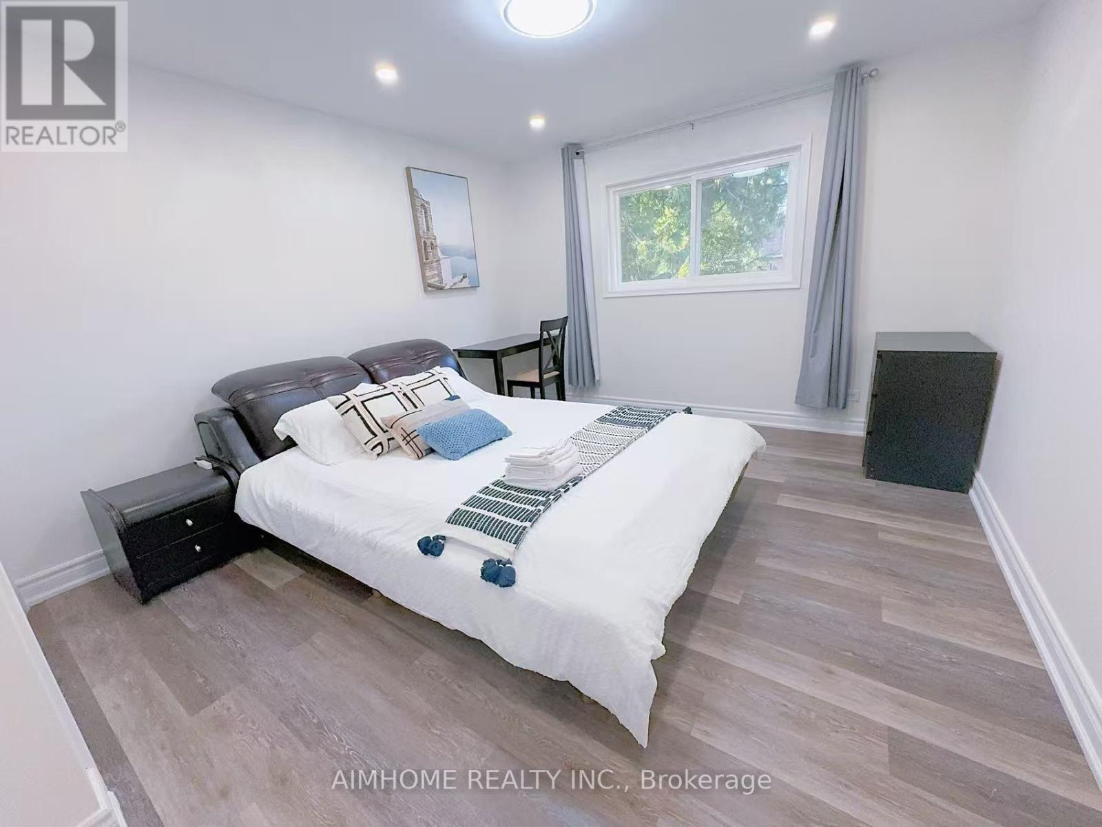 151 Riveredge Drive, Georgina, Ontario  L4P 2P4 - Photo 13 - N12976538