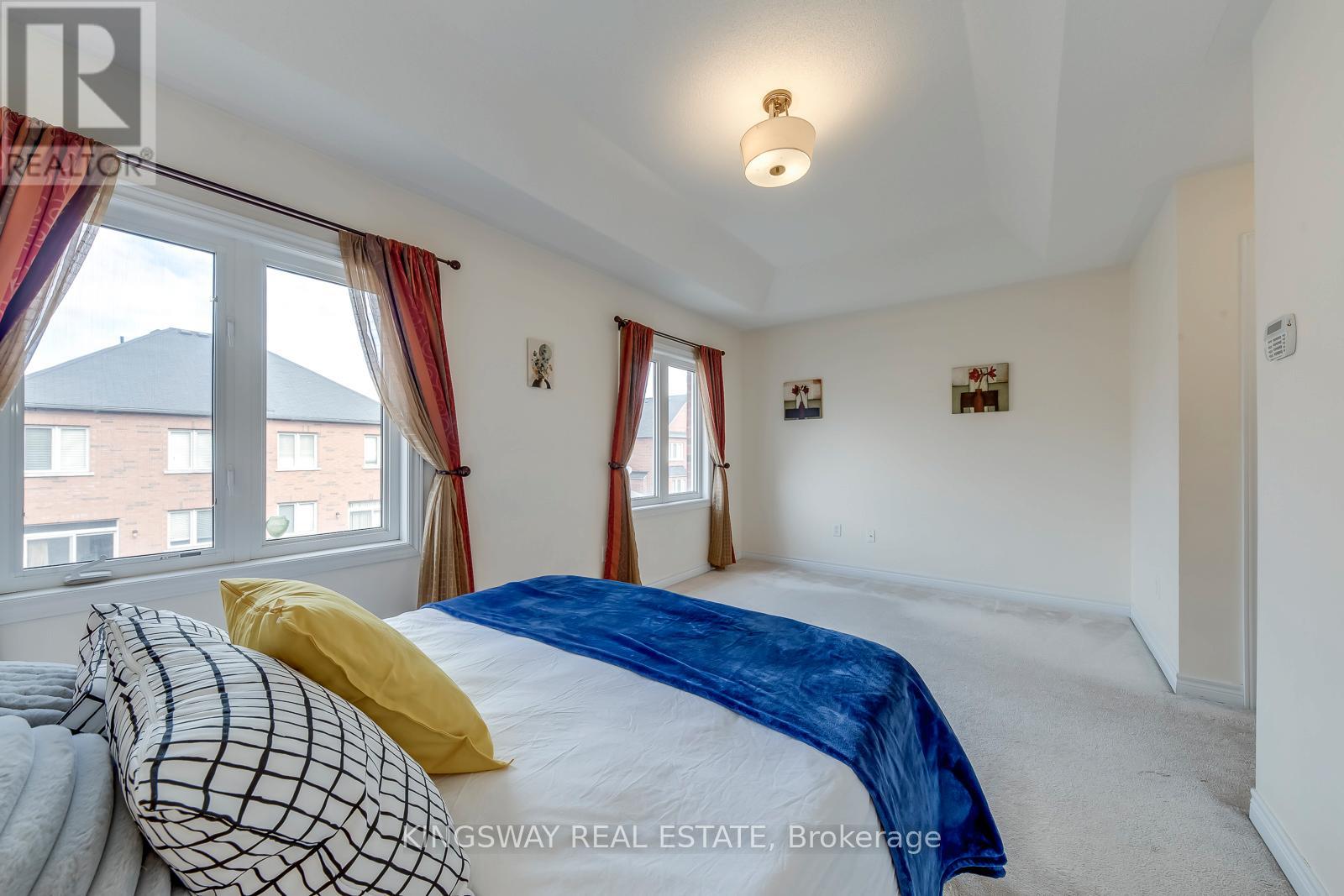 5479 Fudge Terrace, Mississauga, Ontario  L5M 0M9 - Photo 18 - W12976252