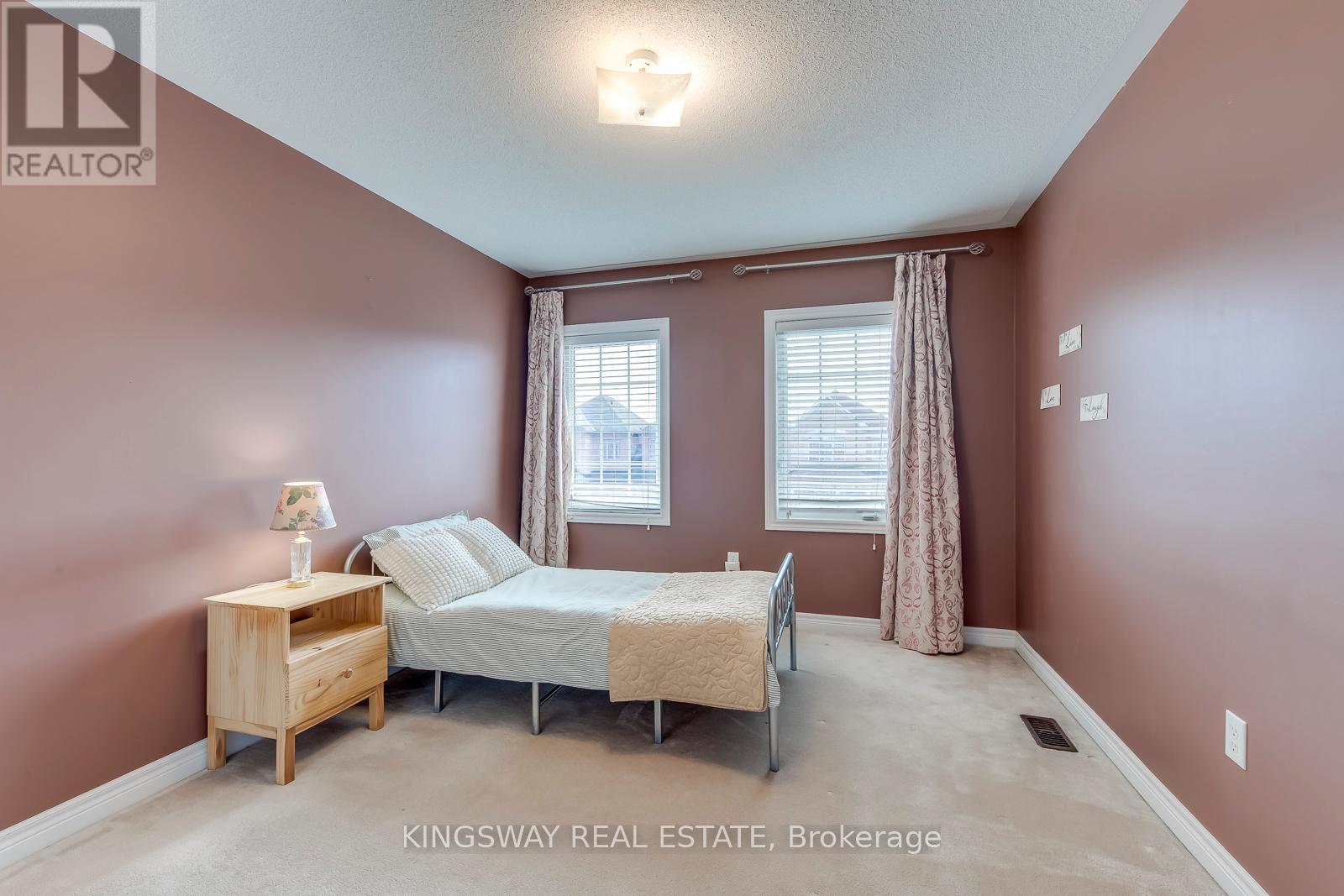 5479 Fudge Terrace, Mississauga, Ontario  L5M 0M9 - Photo 21 - W12976252