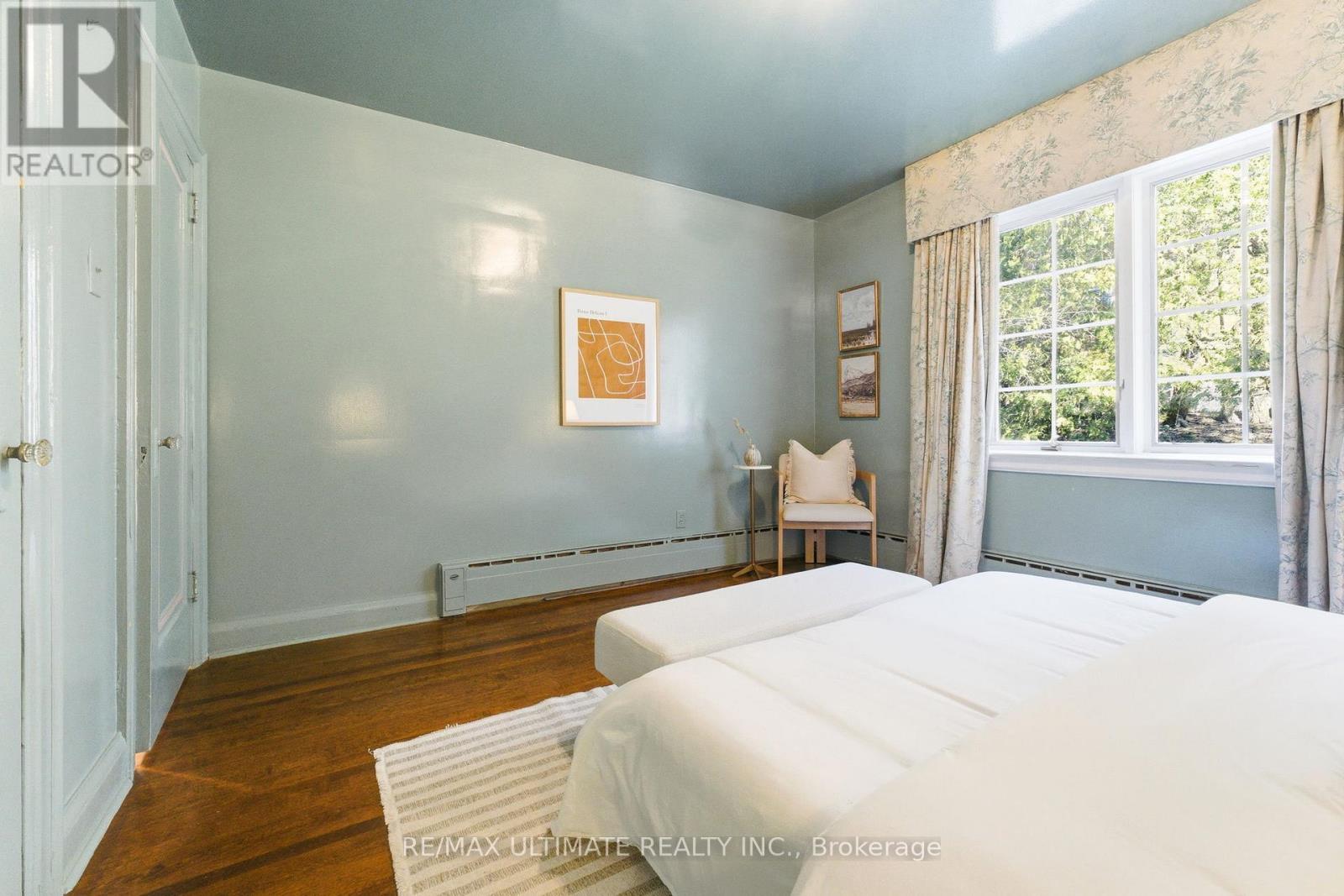 222 Chaplin Crescent, Toronto, Ontario  M5P 1B4 - Photo 17 - C12976256