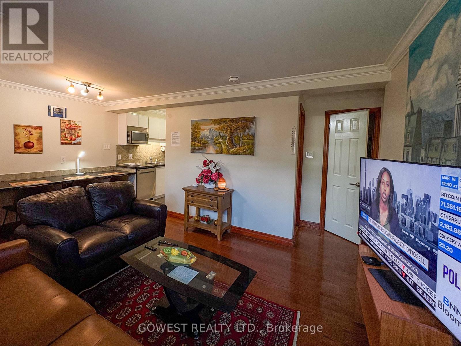 4 - 20 Glen Gordon Road, Toronto, Ontario  M6P 1B8 - Photo 12 - W12934408