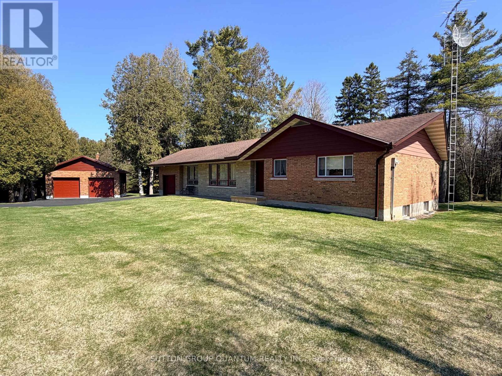 506 11th Concession Road E, Hamilton, Ontario  L8B 1J1 - Photo 3 - X12915282