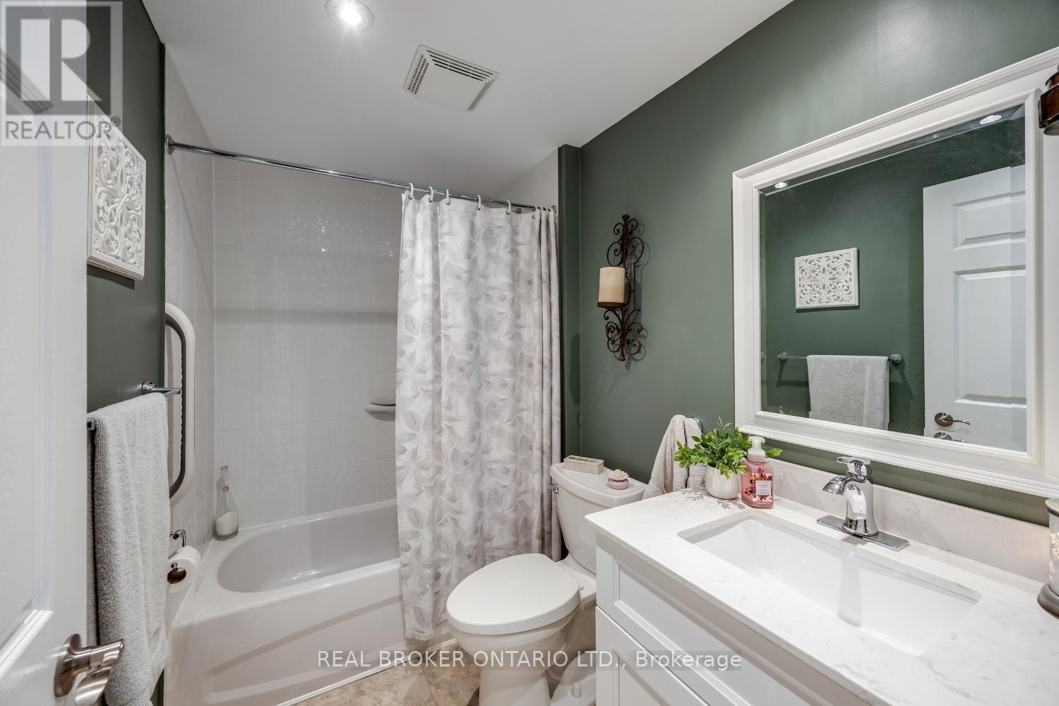 22 Champlain Court, Clarington, Ontario  L1B 1A5 - Photo 10 - E12976780