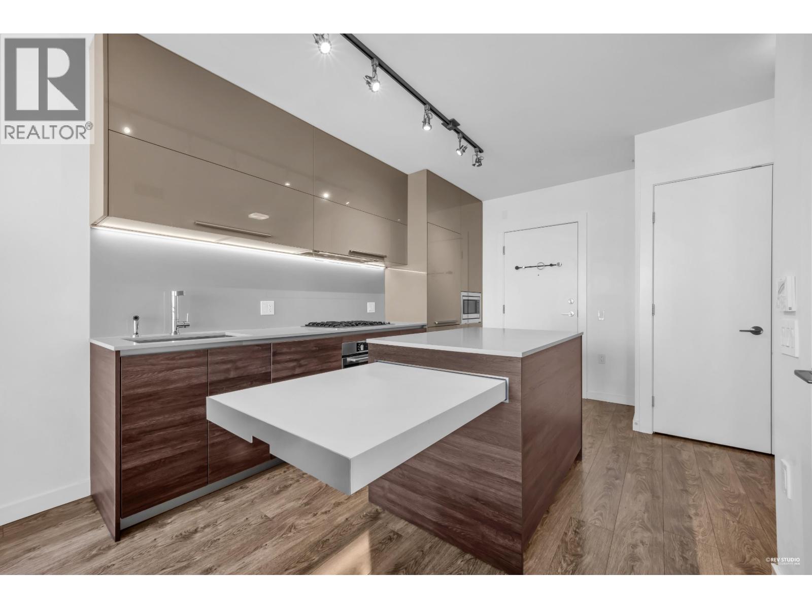 1107 2378 Alpha Avenue, Burnaby, British Columbia  V5C 0K2 - Photo 7 - R3107704