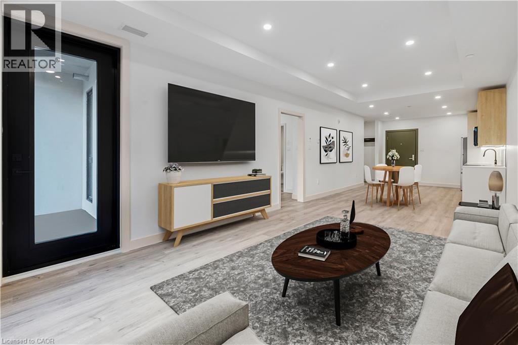 4390 Hillview Drive Unit# 204, Beamsville, Ontario  L0R 1B1 - Photo 3 - 40819182