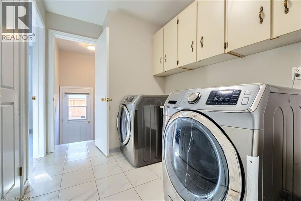 16 Vogue Court, Stoney Creek, Ontario  L8E 4T3 - Photo 19 - 40814384