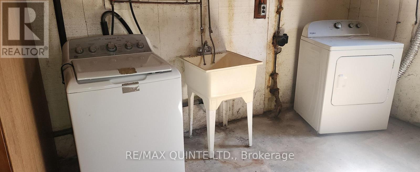 12 Wedgewood Road, Loyalist, Ontario  K7N 1C9 - Photo 31 - X12976736