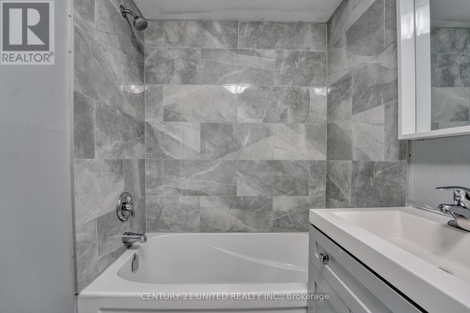 2 - 17 Kirk Street, St. Catharines, Ontario  L2S 1B8 - Photo 14 - X12976746