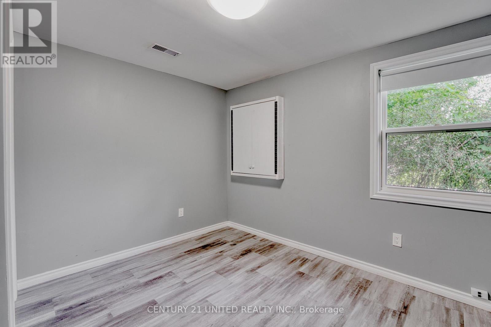 2 - 17 Kirk Street, St. Catharines, Ontario  L2S 1B8 - Photo 17 - X12976746