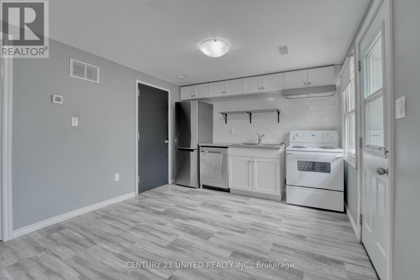 2 - 17 Kirk Street, St. Catharines, Ontario  L2S 1B8 - Photo 7 - X12976746