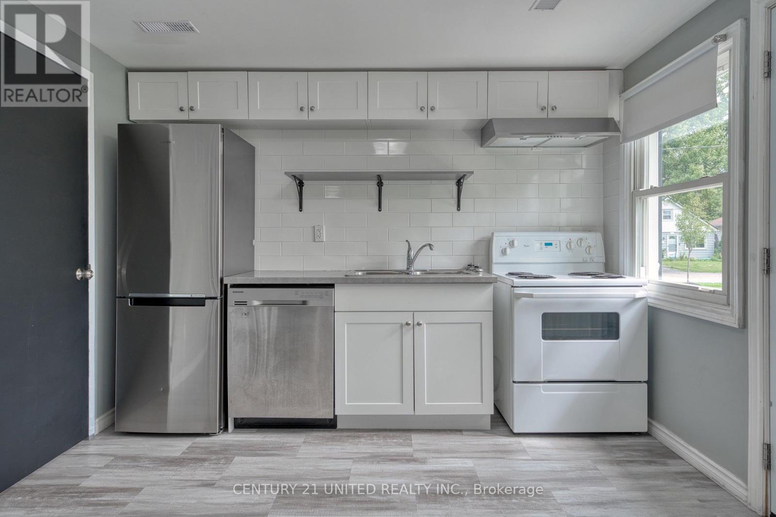 2 - 17 Kirk Street, St. Catharines, Ontario  L2S 1B8 - Photo 9 - X12976746