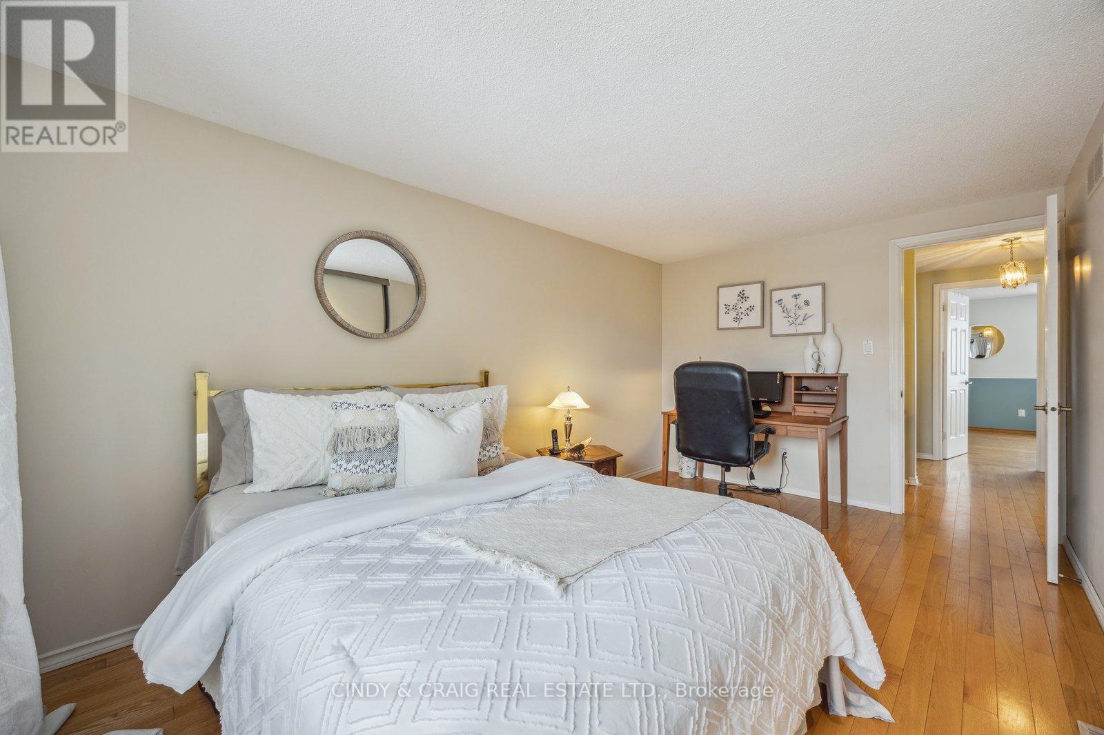 840 Charisma Crescent, Oshawa, Ontario  L1J 7S8 - Photo 8 - E12975254