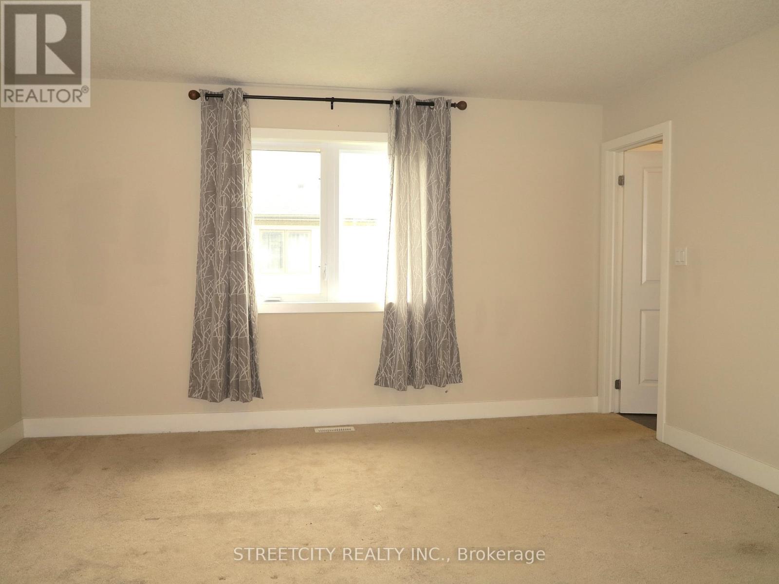 37 - 1960 Dalmagarry Road, London North, Ontario  N6G 0T8 - Photo 11 - X12976660