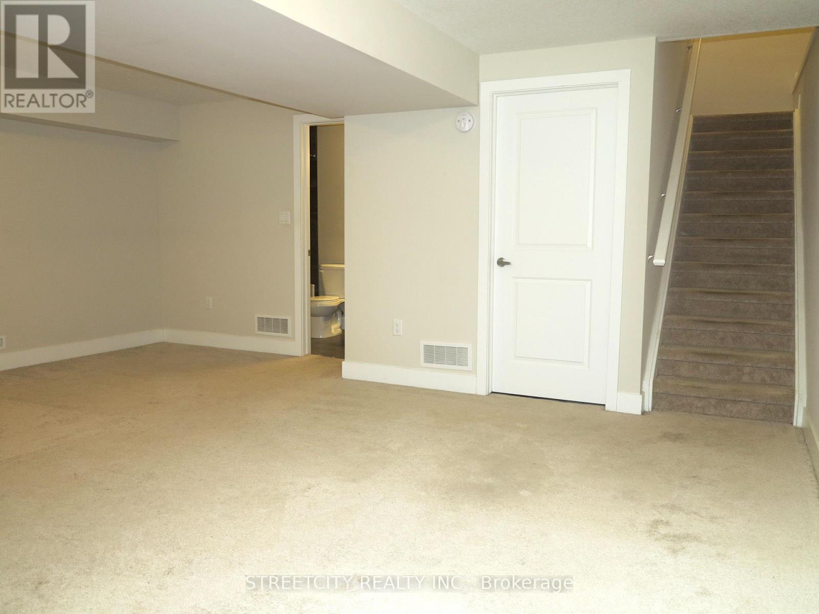 37 - 1960 Dalmagarry Road, London North, Ontario  N6G 0T8 - Photo 21 - X12976660