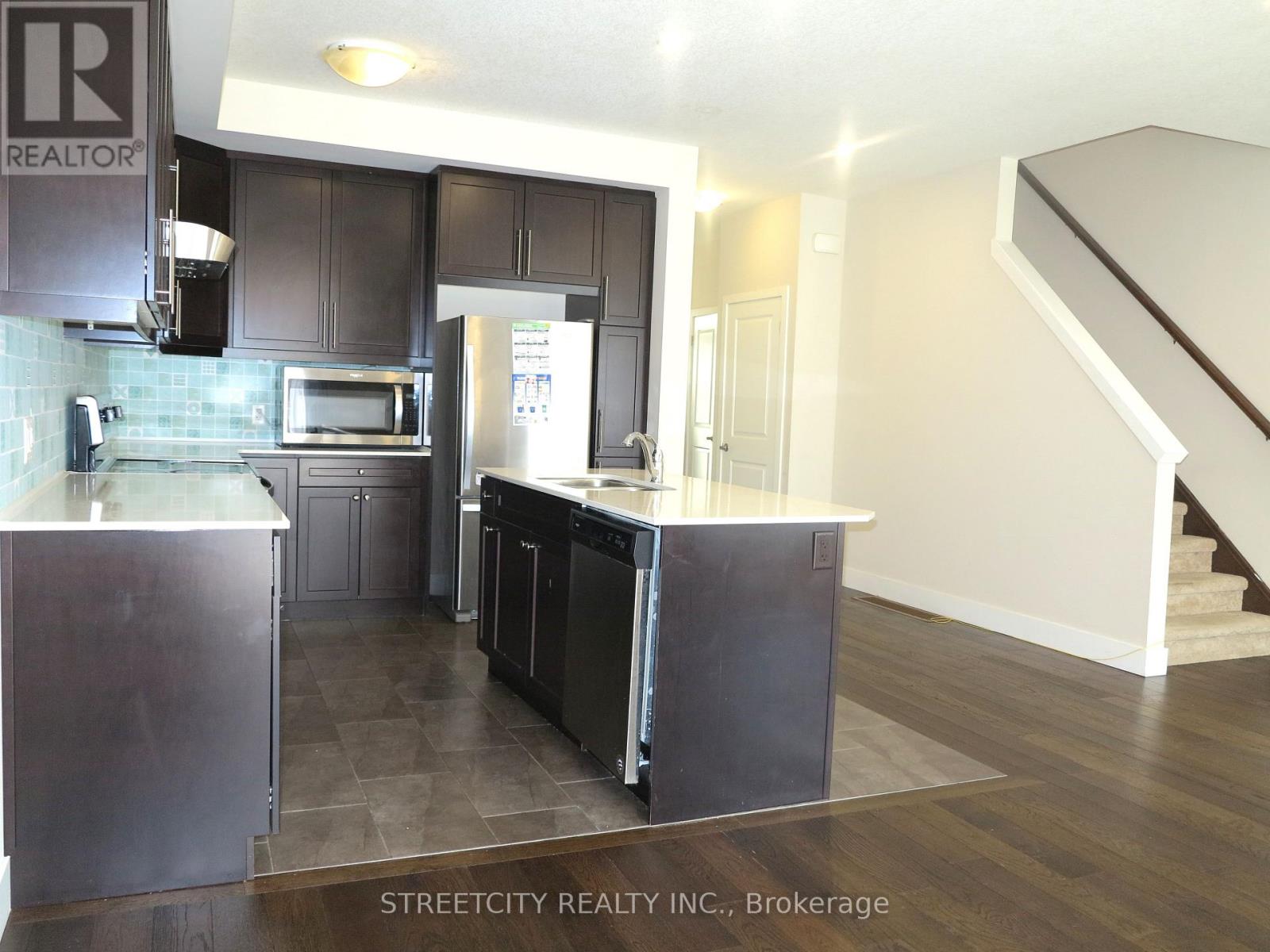 37 - 1960 Dalmagarry Road, London North, Ontario  N6G 0T8 - Photo 6 - X12976660