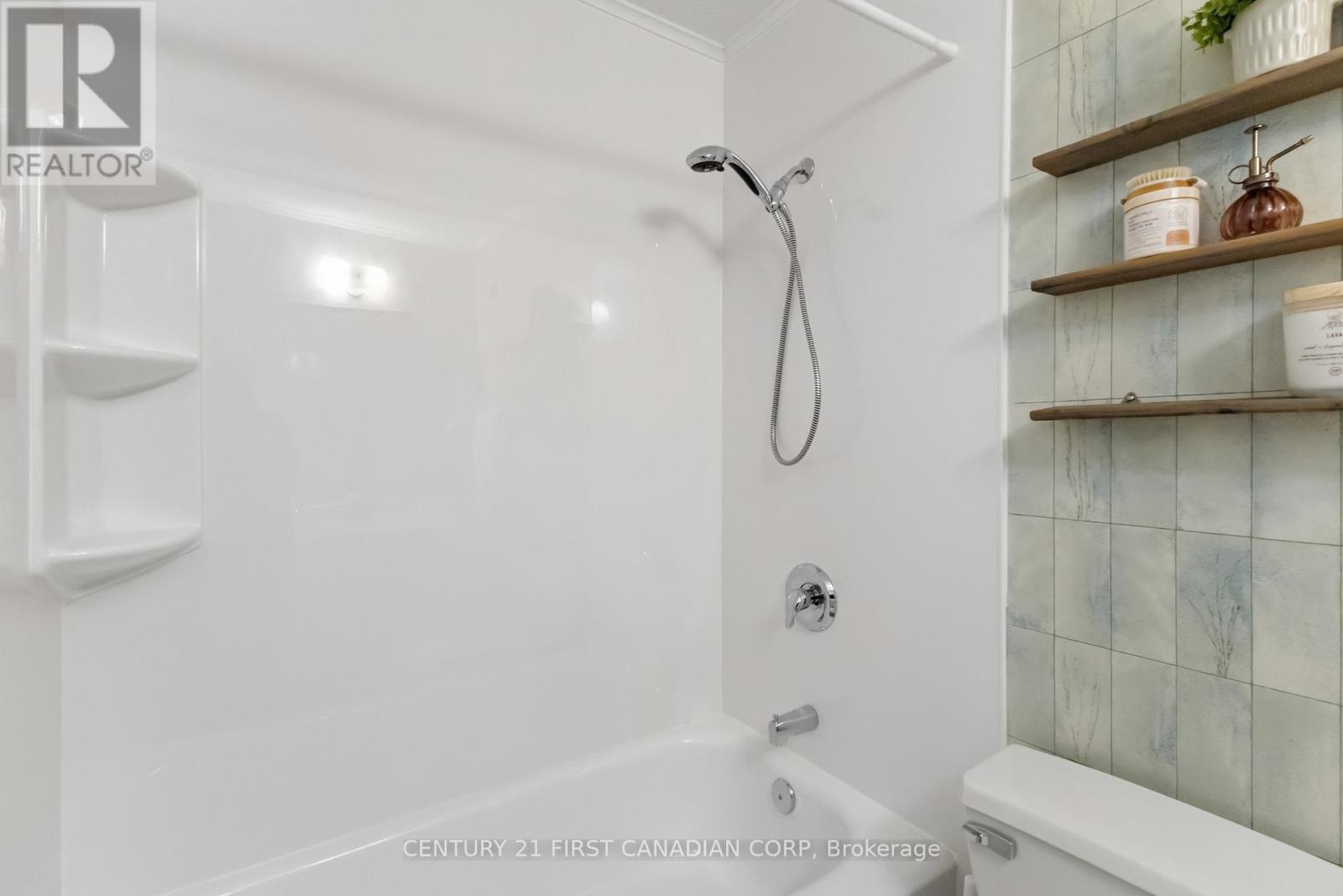 731 Wilkins Street, London South (South R), Ontario  N6C 4Z9 - Photo 35 - X12976716