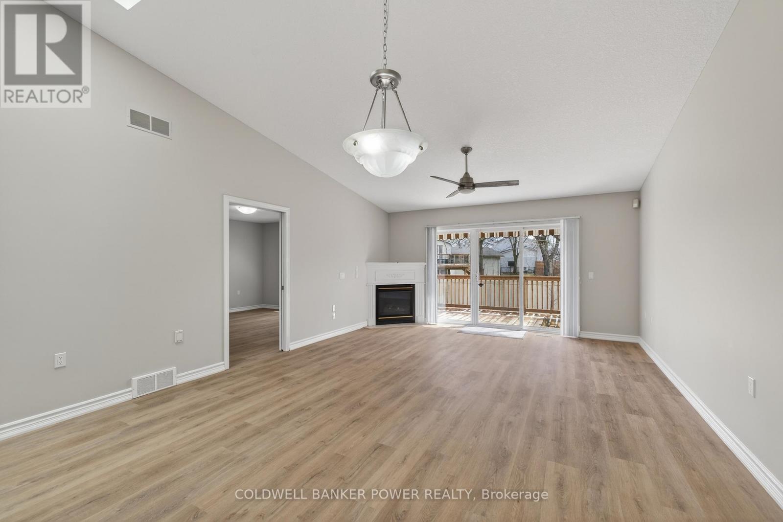 28 - 680 Commissioners Road W, London South (South M), Ontario  N6K 4T8 - Photo 13 - X12976738