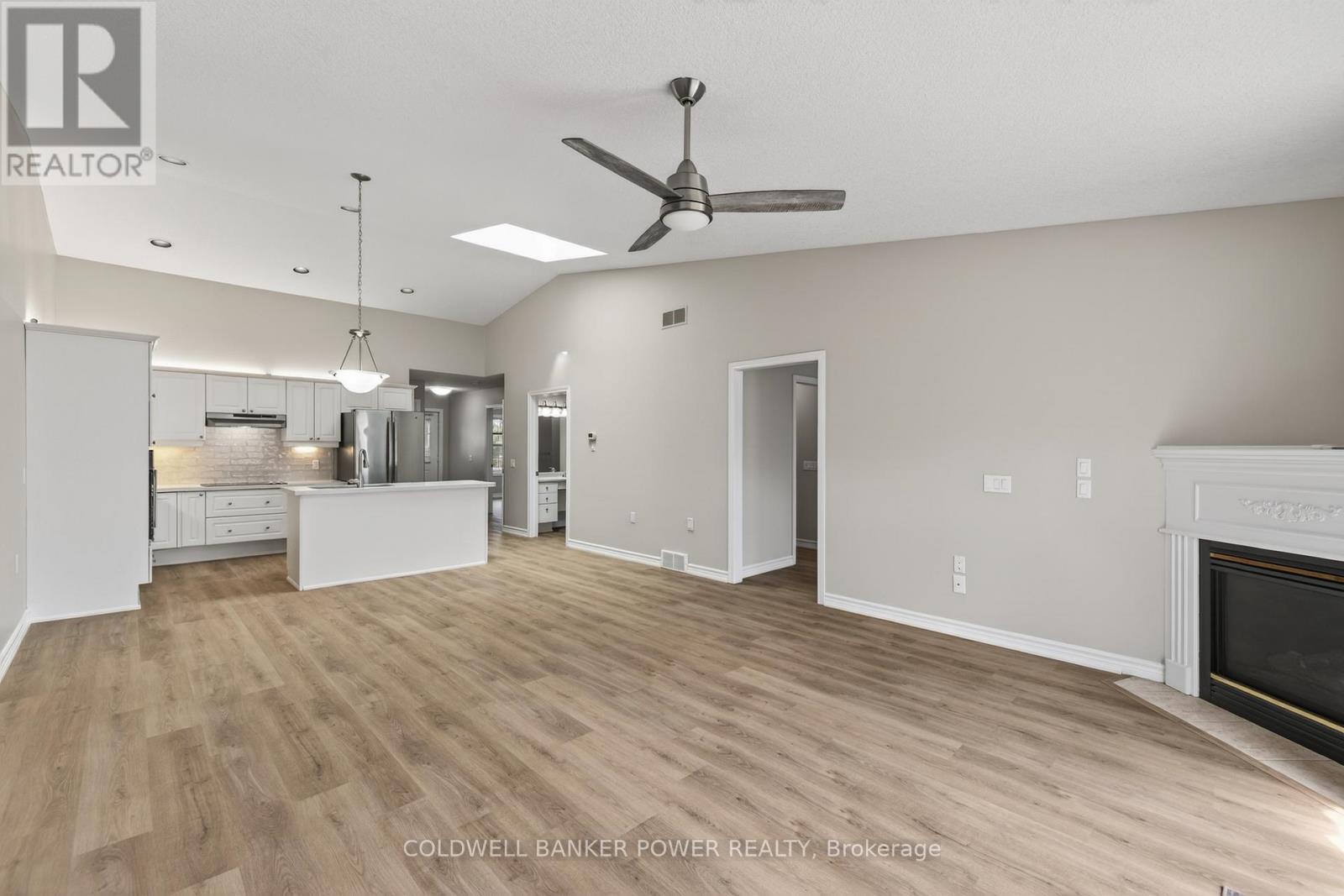 28 - 680 Commissioners Road W, London South (South M), Ontario  N6K 4T8 - Photo 14 - X12976738