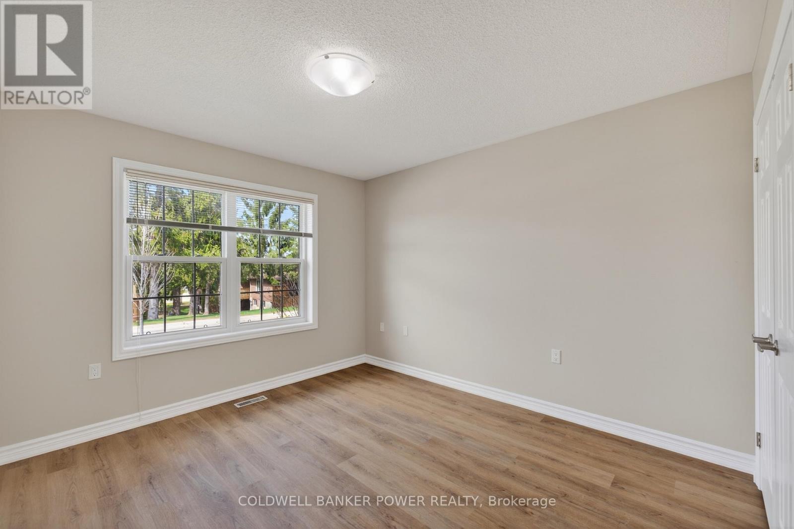 28 - 680 Commissioners Road W, London South (South M), Ontario  N6K 4T8 - Photo 16 - X12976738