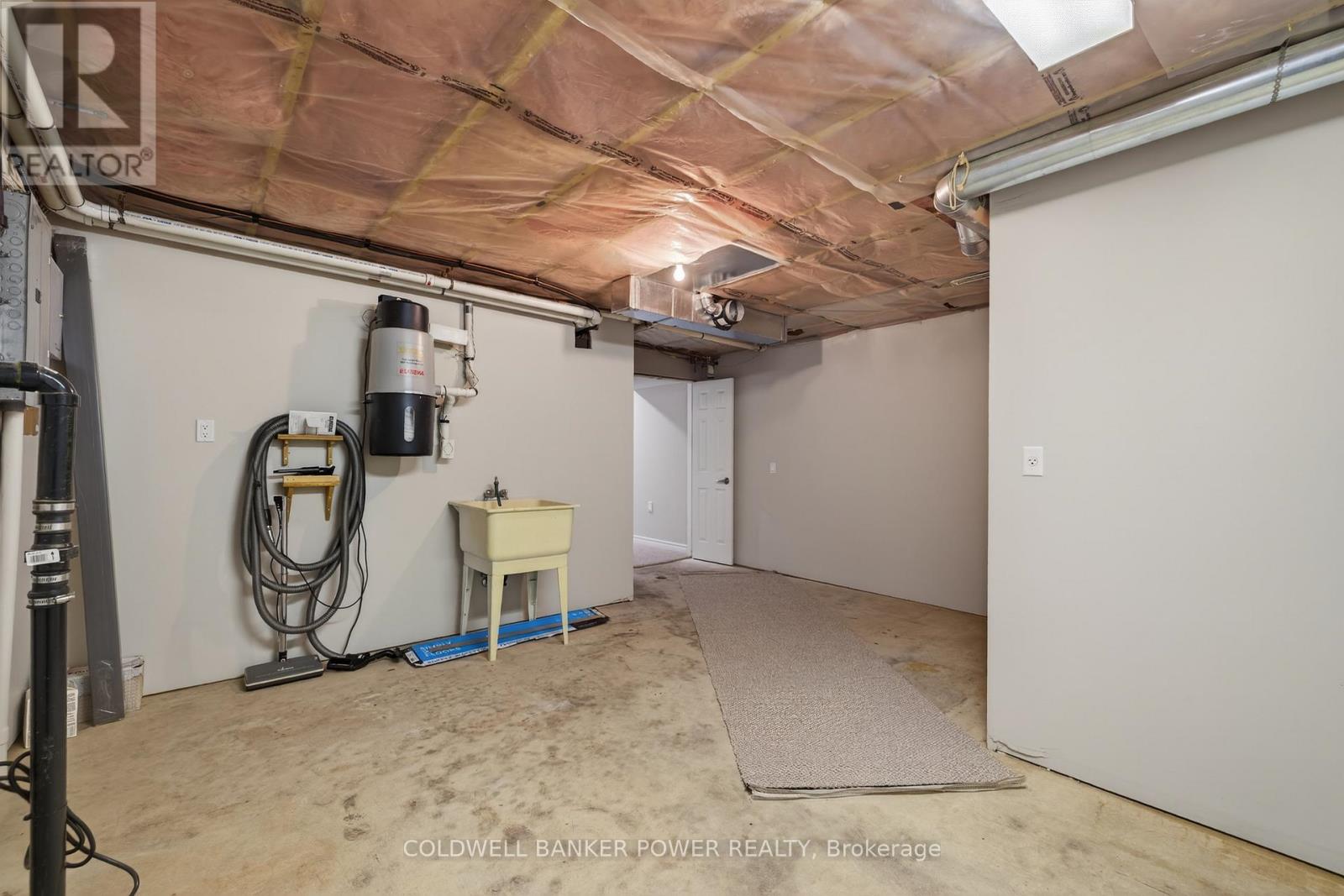 28 - 680 Commissioners Road W, London South (South M), Ontario  N6K 4T8 - Photo 33 - X12976738