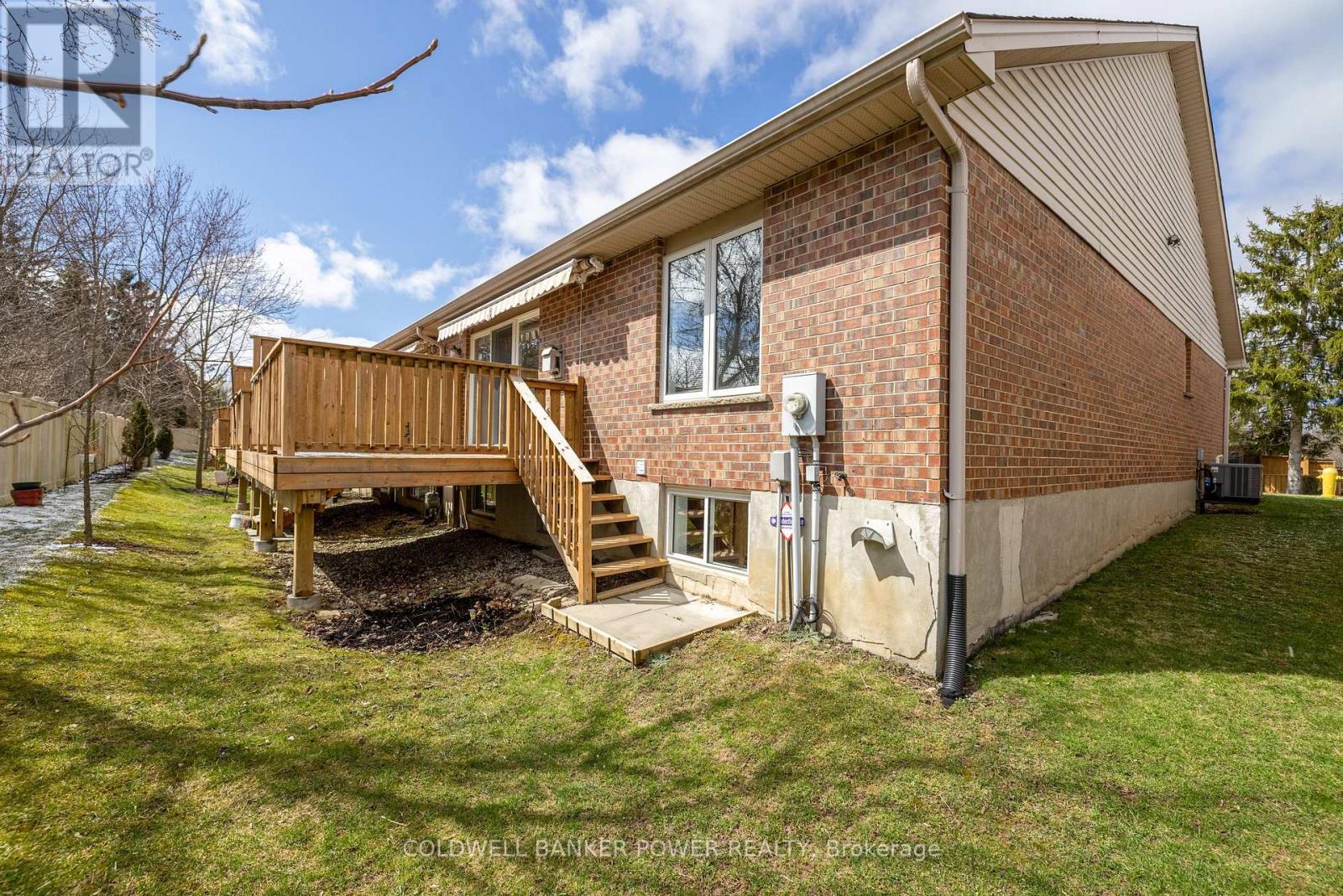 28 - 680 Commissioners Road W, London South (South M), Ontario  N6K 4T8 - Photo 41 - X12976738