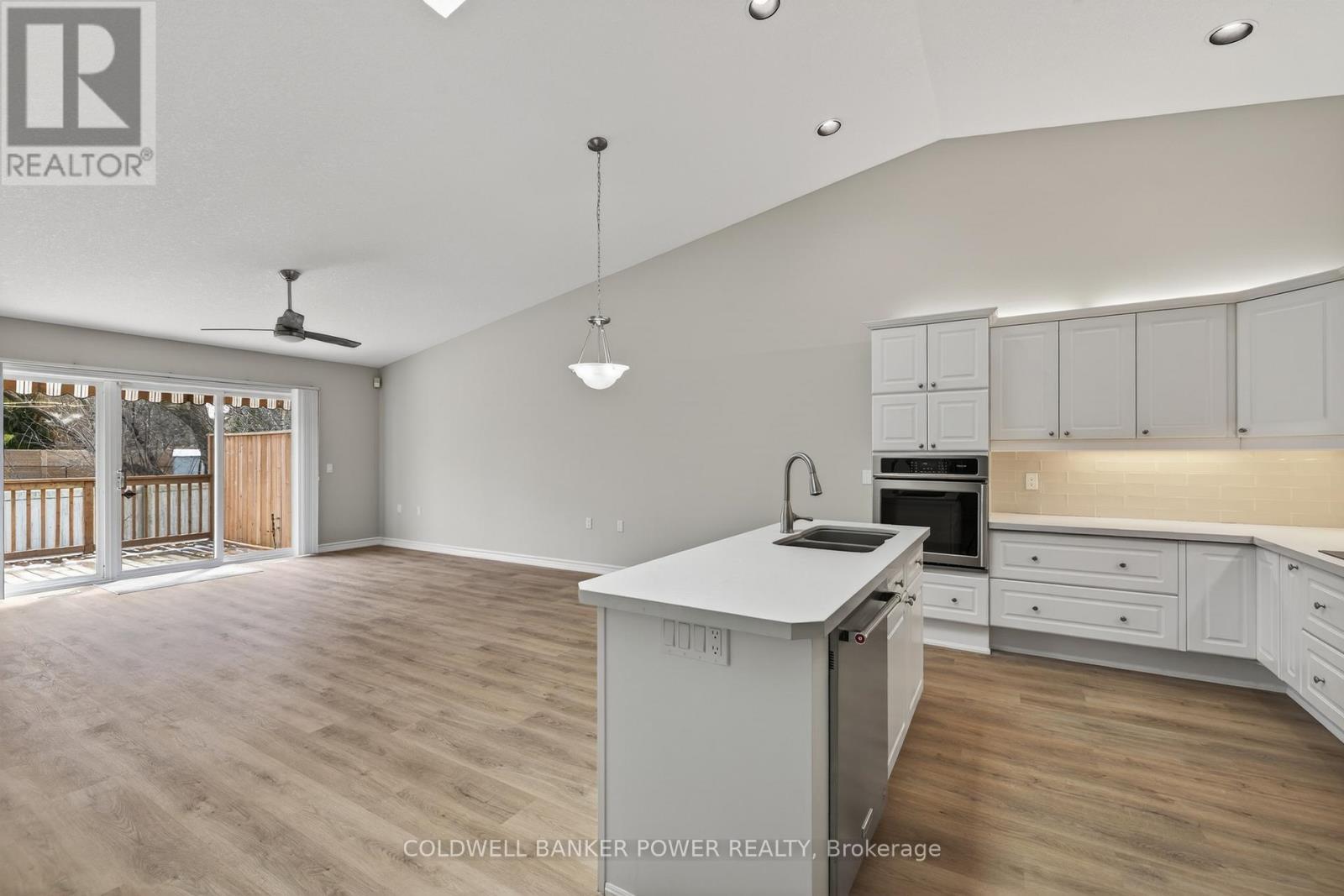 28 - 680 Commissioners Road W, London South (South M), Ontario  N6K 4T8 - Photo 7 - X12976738