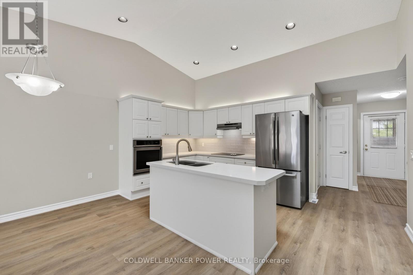 28 - 680 Commissioners Road W, London South (South M), Ontario  N6K 4T8 - Photo 9 - X12976738