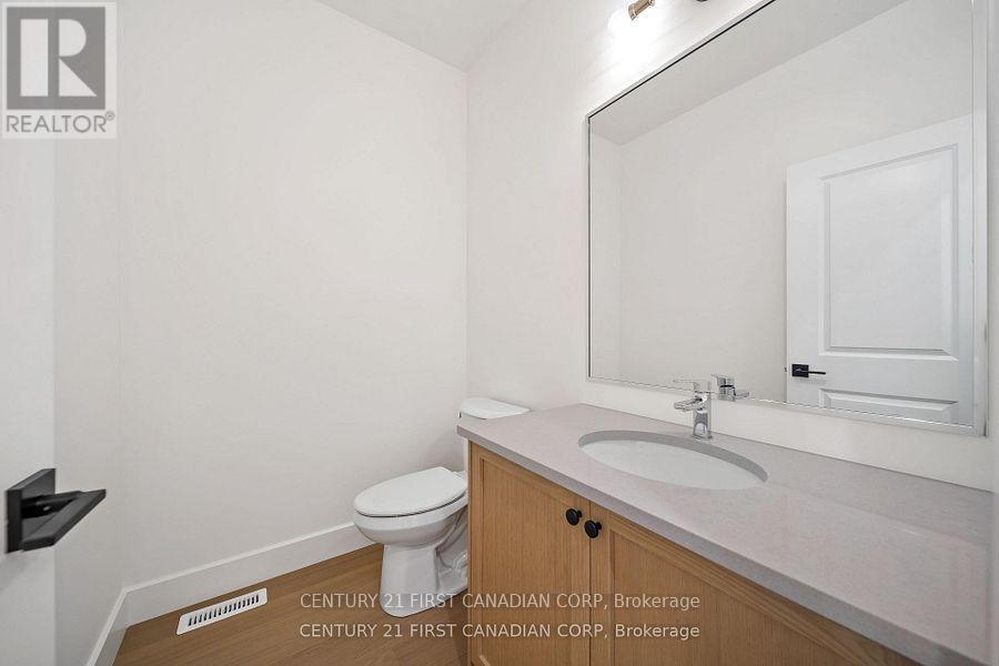 147-23(30) Scotts Drive, Lucan Biddulph, Ontario  N0M 2J0 - Photo 11 - X12976766