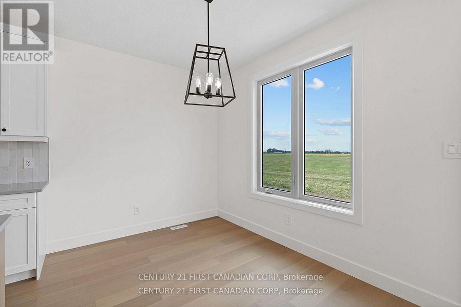 147-23(30) Scotts Drive, Lucan Biddulph, Ontario  N0M 2J0 - Photo 18 - X12976766