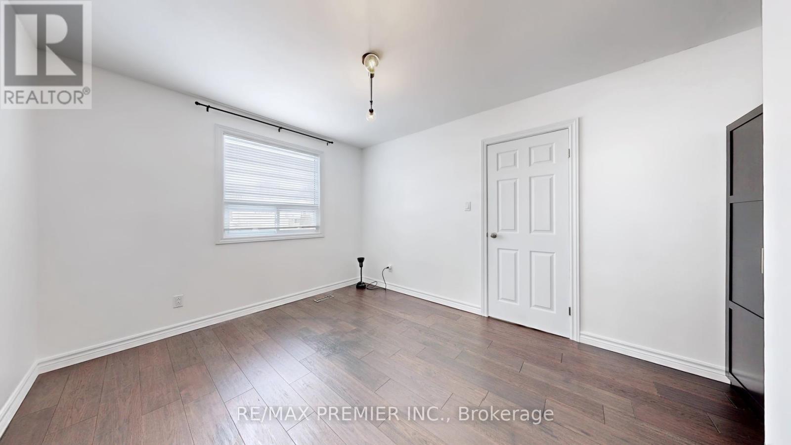 742 Beman Drive, Newmarket, Ontario  L3Y 4Z2 - Photo 24 - N12926114