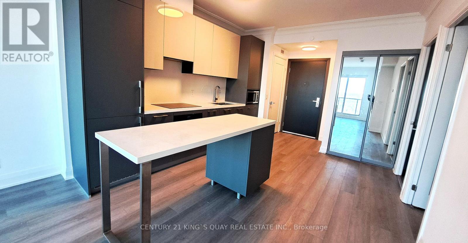 3909 - 8 Water Walk Drive, Markham, Ontario  L3R 6L4 - Photo 11 - N12975340