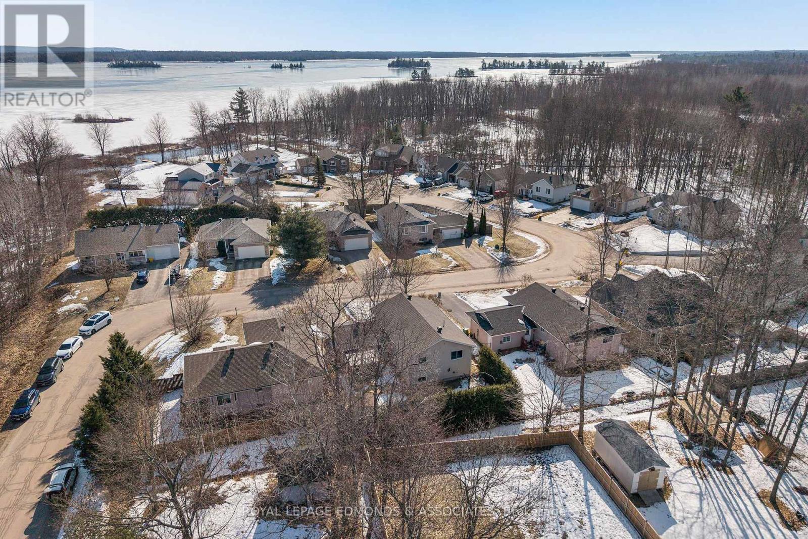 34 Bayshore Drive, Petawawa, Ontario  K8H 3R7 - Photo 45 - X12976596