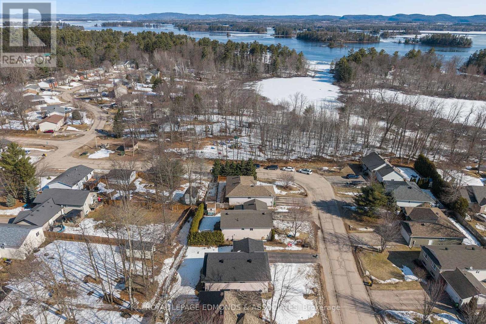 34 Bayshore Drive, Petawawa, Ontario  K8H 3R7 - Photo 47 - X12976596