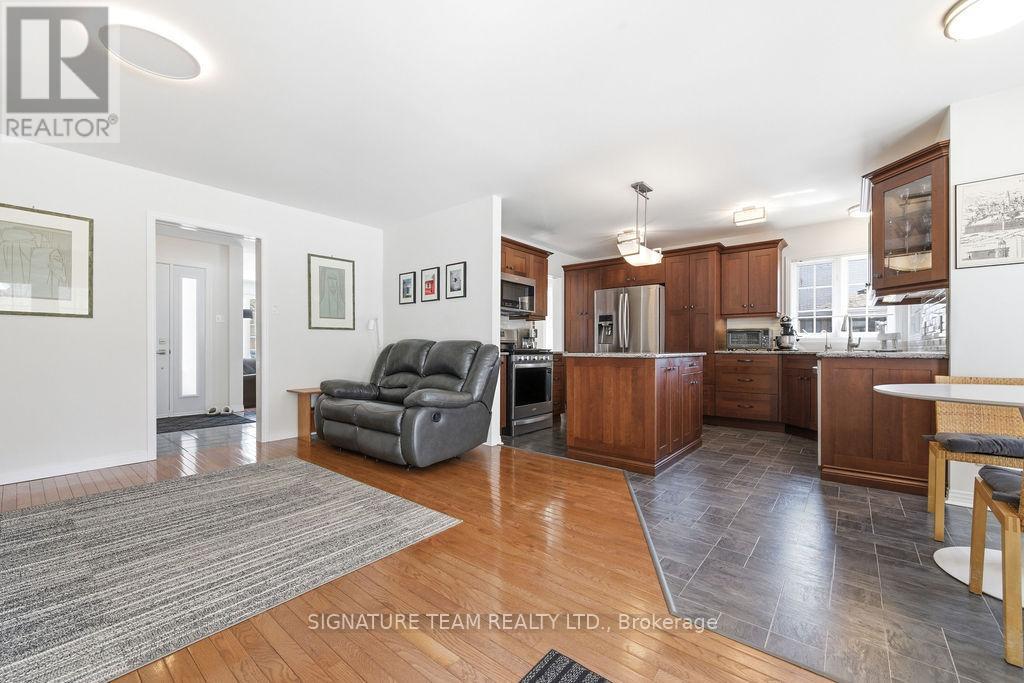 111 Thomas Street, Deep River, Ontario  K0J 1P0 - Photo 7 - X12976650